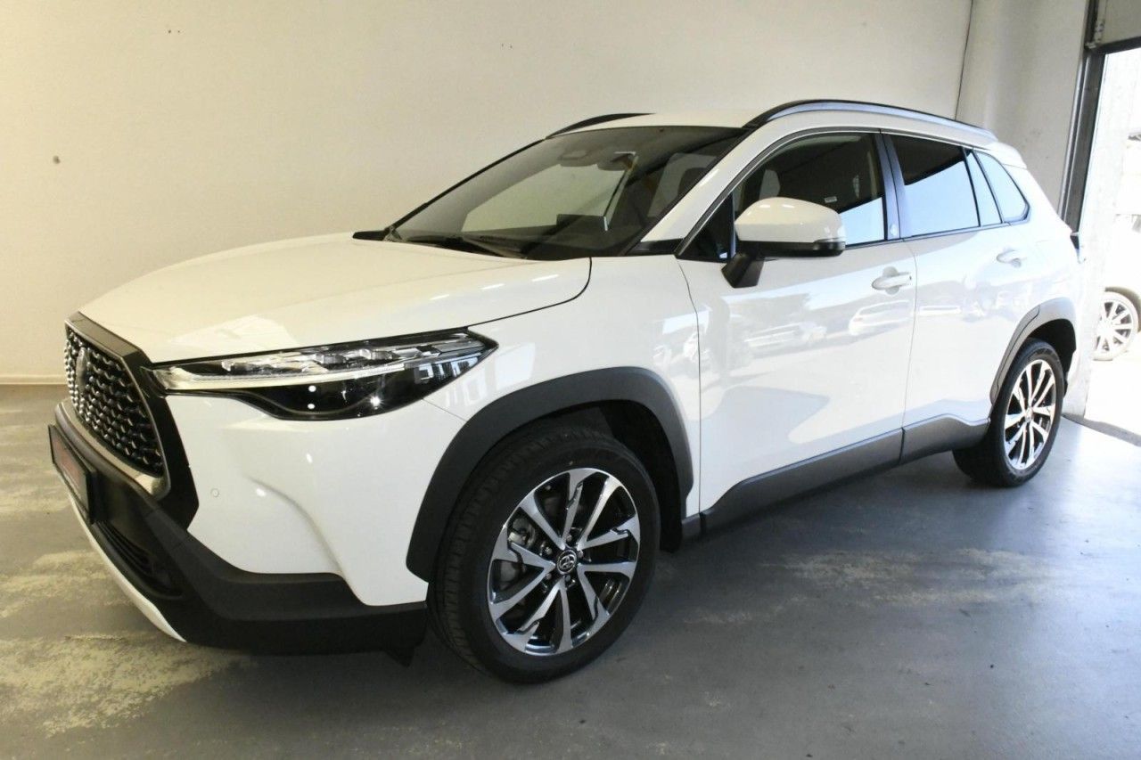 Toyota Corolla Cross Hybrid ACC NAV TW CAM AHK KEY foto 2