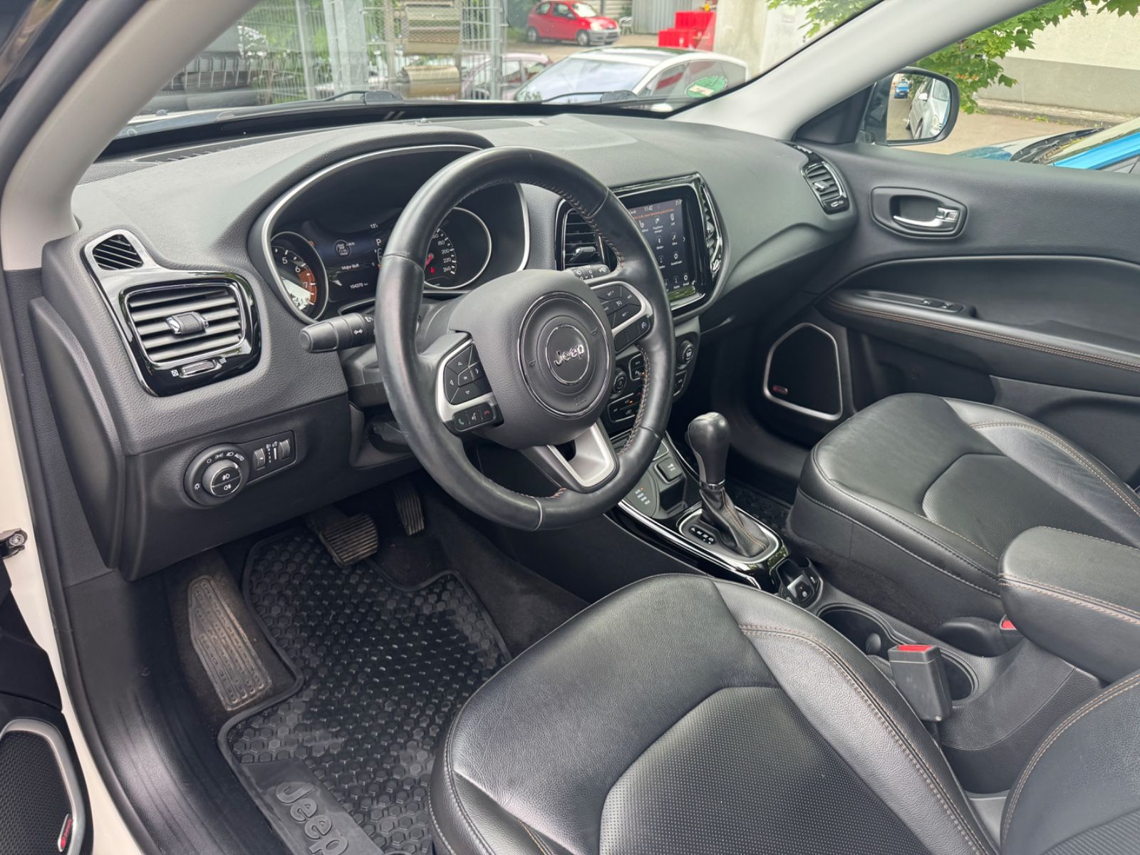 Fahrzeugabbildung Jeep Compass Limited 4WD Leder+Navi+Kamera+ACC
