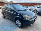 Toyota Yaris 1.0i 16V cat 3 porte - gebrauchte Toyota Yaris aus dem Jahr 2001