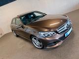 Mercedes-Benz E400 4 Matic Avantgarde-SCHIEDACH-ACC-COMAND - Mercedes-Benz E 400 Gebrauchtwagen