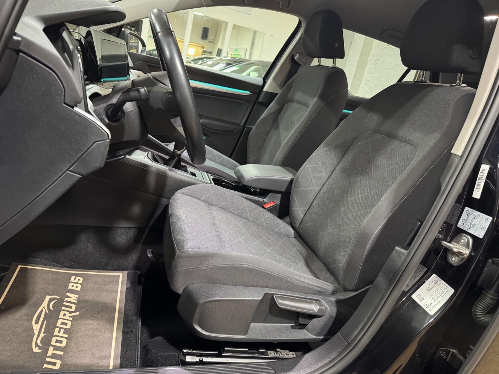 Volkswagen Golf VIII Lim. Life 1.5TSI/CAM/SHZ/GARANTIE11/27, миниатюра 15