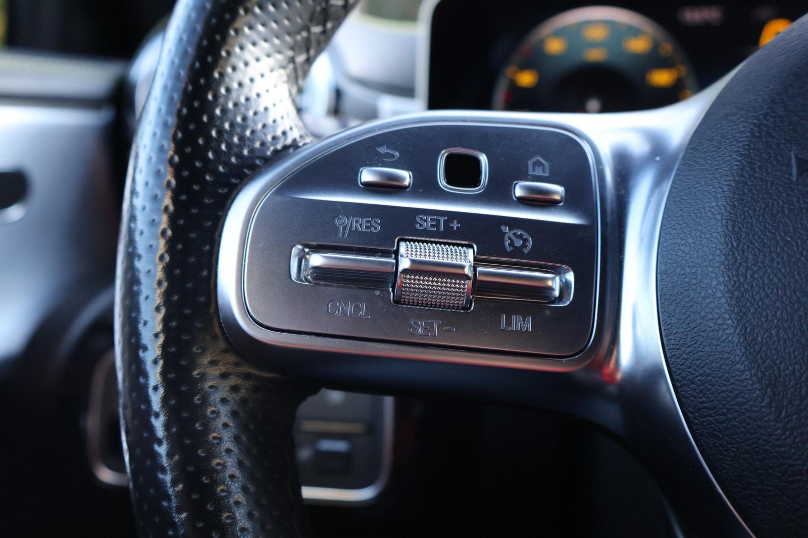 Mercedes-Benz A200 Edition 1 LED Navi Totwinkel Tempomat 360°
