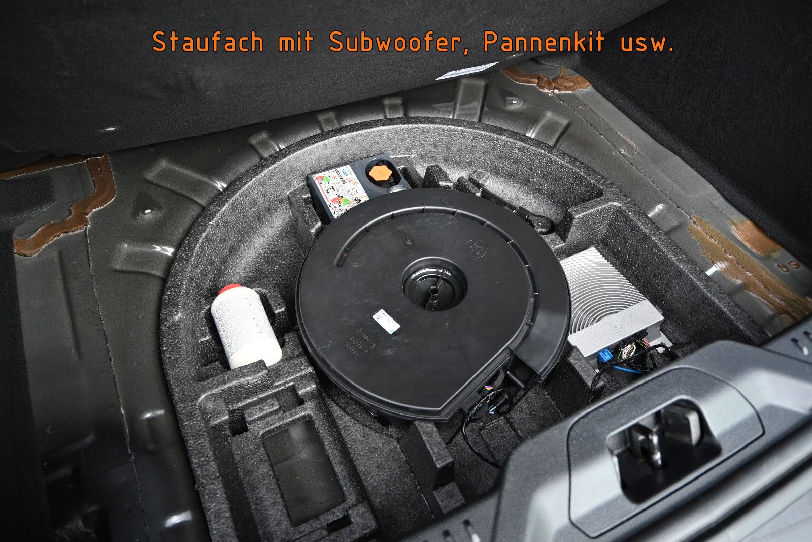 Fahrzeugabbildung Ford Focus 1.5D ST-Line X °ACC°B&O°HUD°PANO°STANDHEIZ