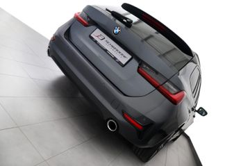 BMW 330d xDrive Touring Sport Line M-Lenkrad AHK 19"