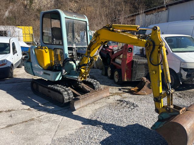 Yanmar B22-2A mit  KABINE