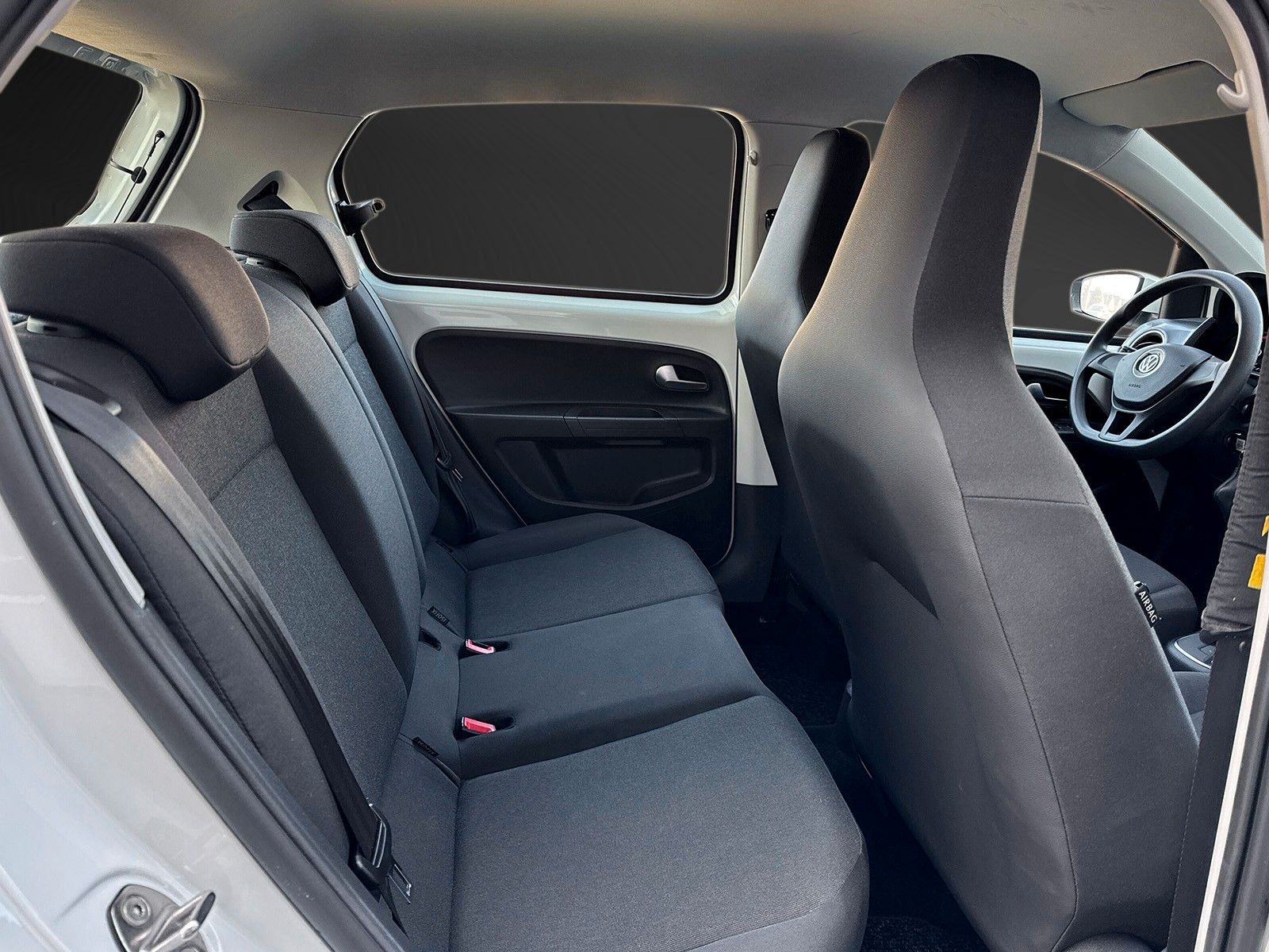 Fahrzeugabbildung Volkswagen up!move up!*Tempomat*1-Hand*wenig-km*Sitzheizung
