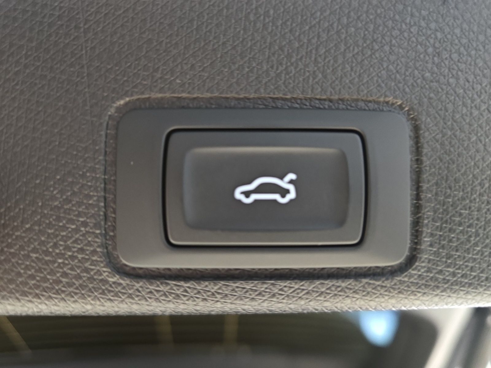Fahrzeugabbildung CUPRA Terramar 2.0 TSI DSG 4Drive America's Cup Limite