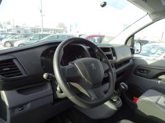 Fahrzeugabbildung Peugeot Expert Pro L3 Scheckheftgepflegt AHK