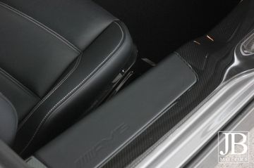 Fahrzeugabbildung Mercedes-Benz SLS AMG Coupe Kermikbremsen Bang&Olufsen