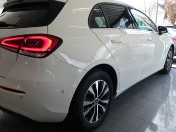 Mercedes A 180 - 12