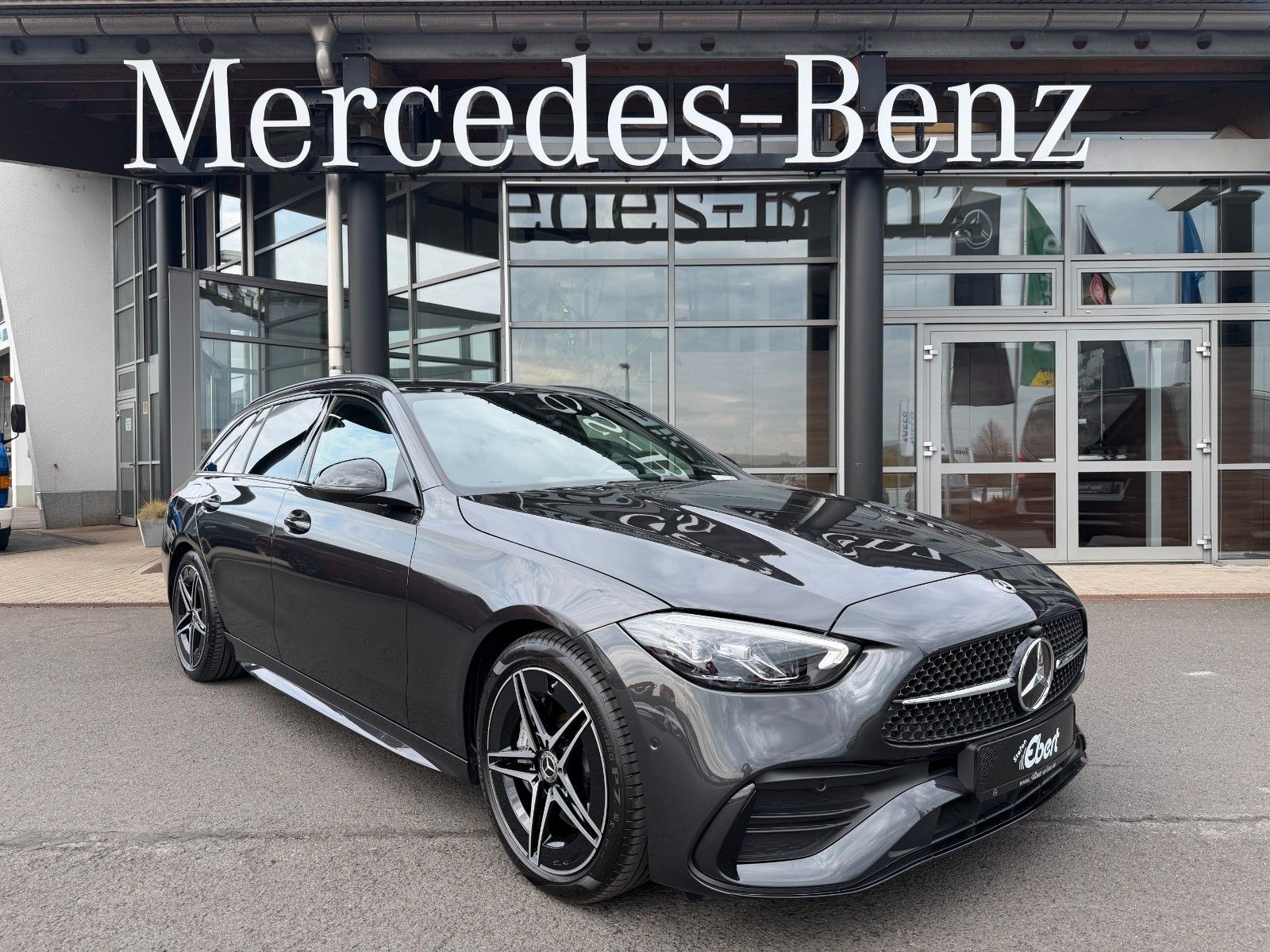 Fahrzeugabbildung Mercedes-Benz C 220 T d 4M AMG Night+AHK+Ambiente+TOTW+Winterp