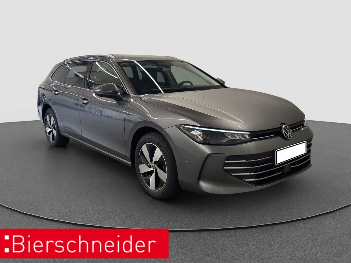 Volkswagen Passat Variant 1.5 eTSI DSG Business AHK 360  HU foto 10