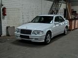 Mercedes-Benz C280 W202 2.8L V6 - Mercedes-Benz C-Klasse: W202