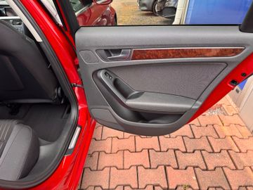 Bild 9 Audi A4 Avant Ambiente
