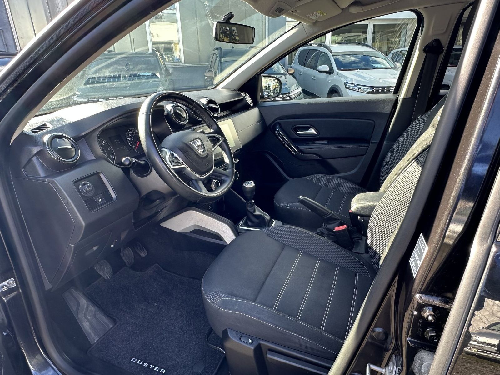 Fahrzeugabbildung Dacia Duster Prestige+ TCe 150 4WD AHK SHZ Navi uvm