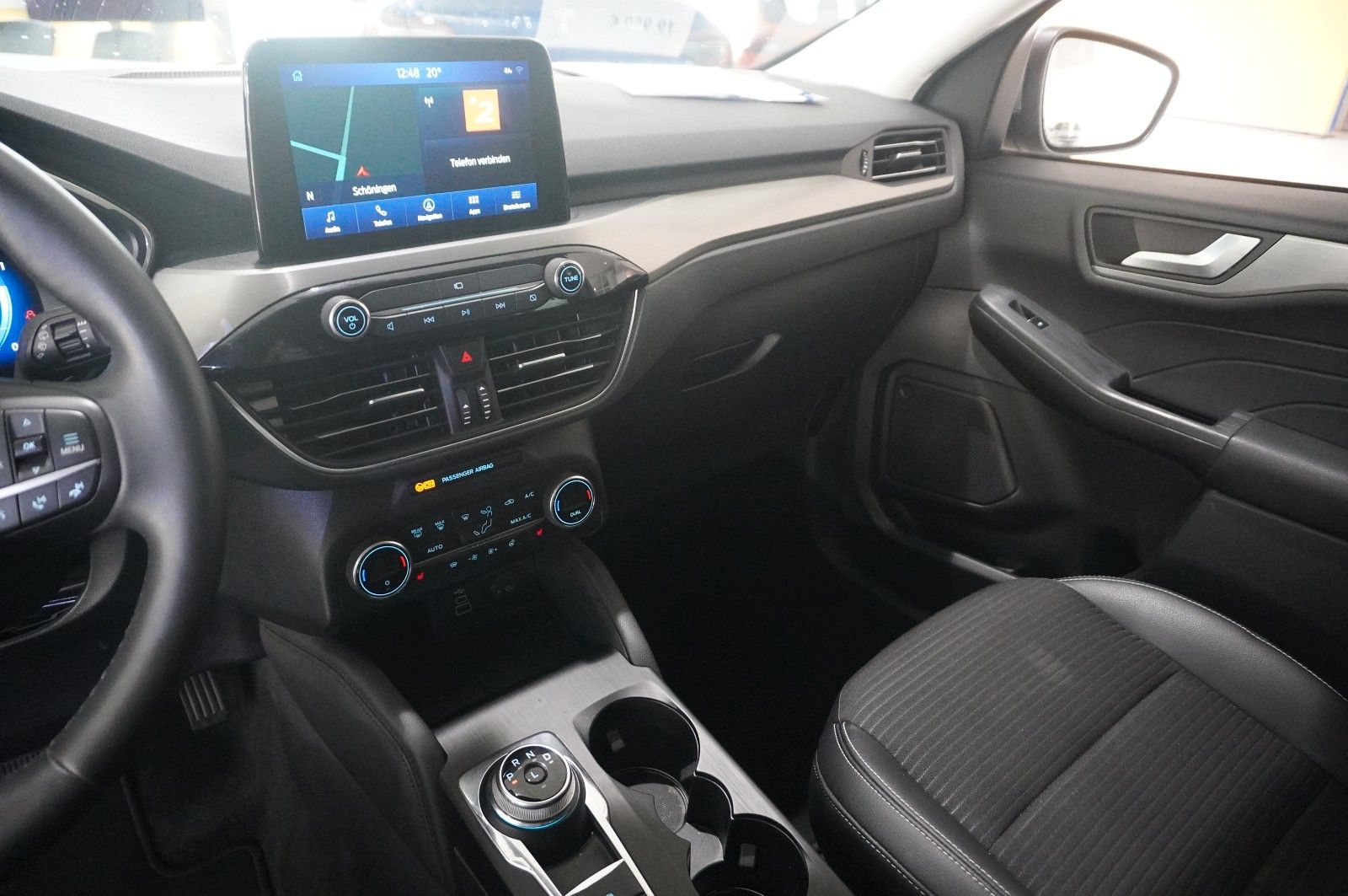 Fahrzeugabbildung Ford Kuga 1.5D TITANIUM X NAVI/LED/KAMERA/HUD/B&O/AHK