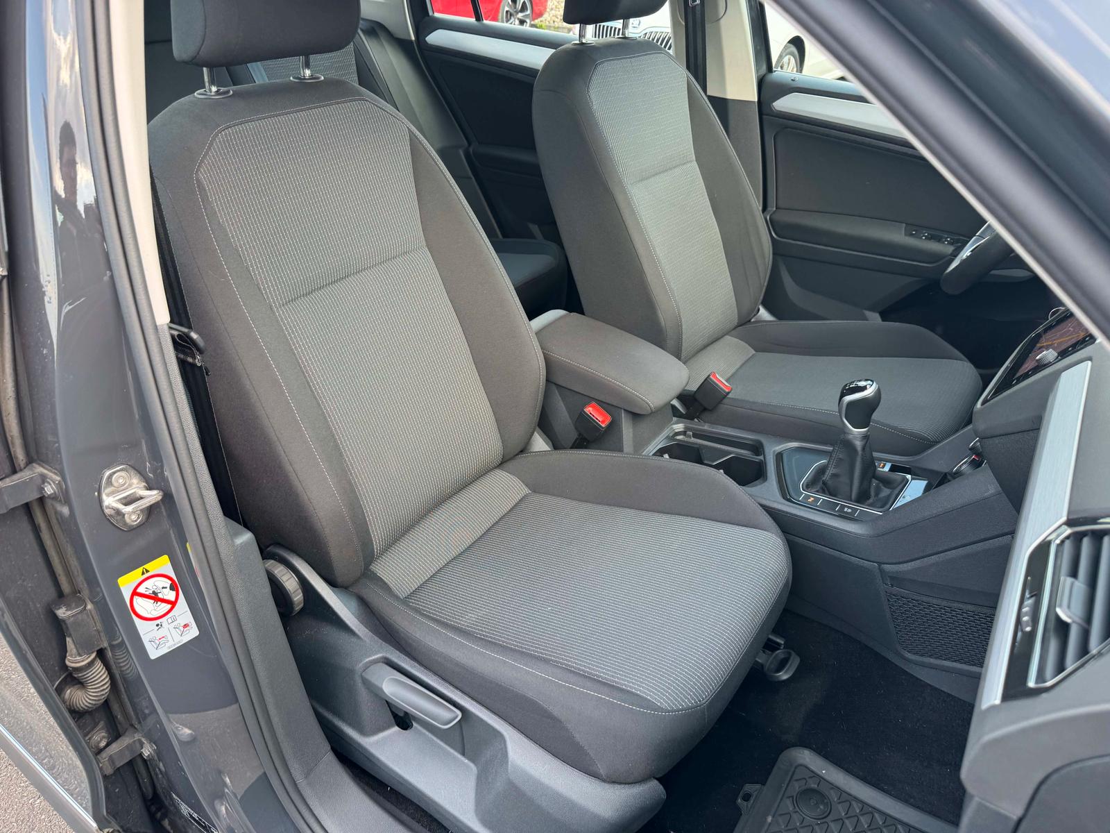 Volkswagen Tiguan 1.5 TSI AHK NAVI PDC LED SHZ KLIMA 17", миниатюра 13