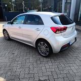 Kia Rio 1.4 CRDi 90 SPIRIT TECHNIK NAVI LEDER (YB) - gebrauchte Kia Rio aus dem Jahr 2017