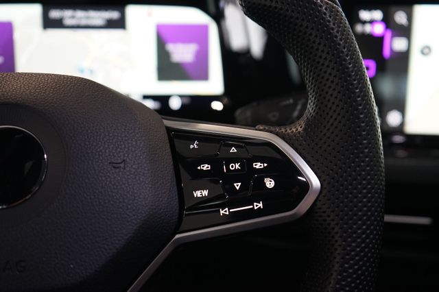 Volkswagen Golf 2.0 TDI R-Line | Pano | Matrix | Navi | ACC Volkswagen Golf 2.0 TDI R-Line | Pano | Matrix | Navi | ACC