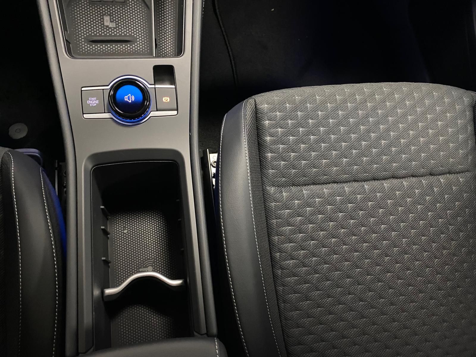 Fahrzeugabbildung Volkswagen T-Roc 1.5 eTSI R-Line NEUES MODELL AHK+ACC+KAMER