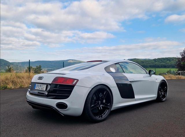 Audi AUDI R8 V10 sehr gepflegt
