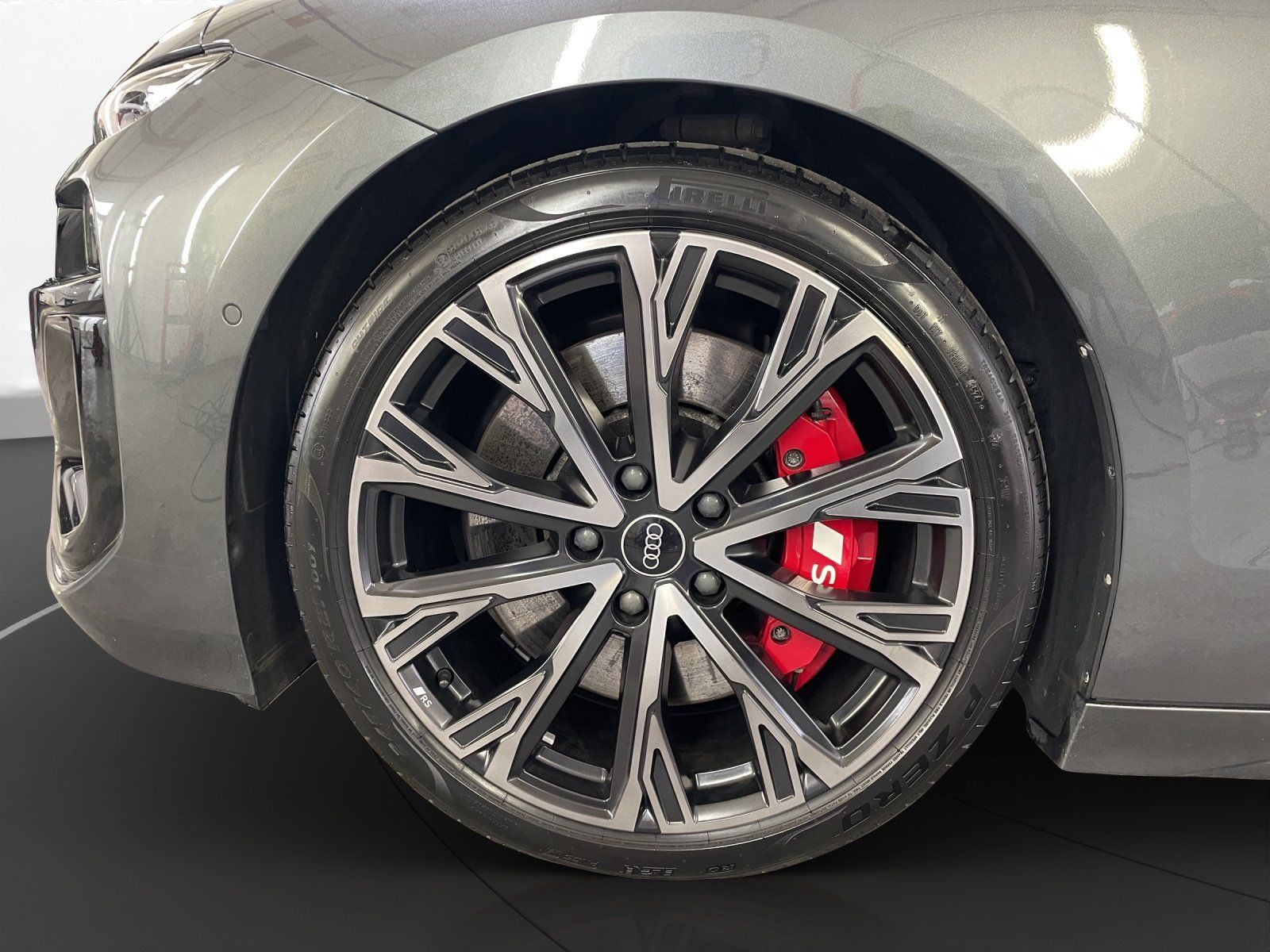 Audi S6 e-tron - Bild 17