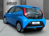 Toyota Aygo Play 1.0 X-PLAY ISOFIX Bluetooth Radio - Toyota: Radio