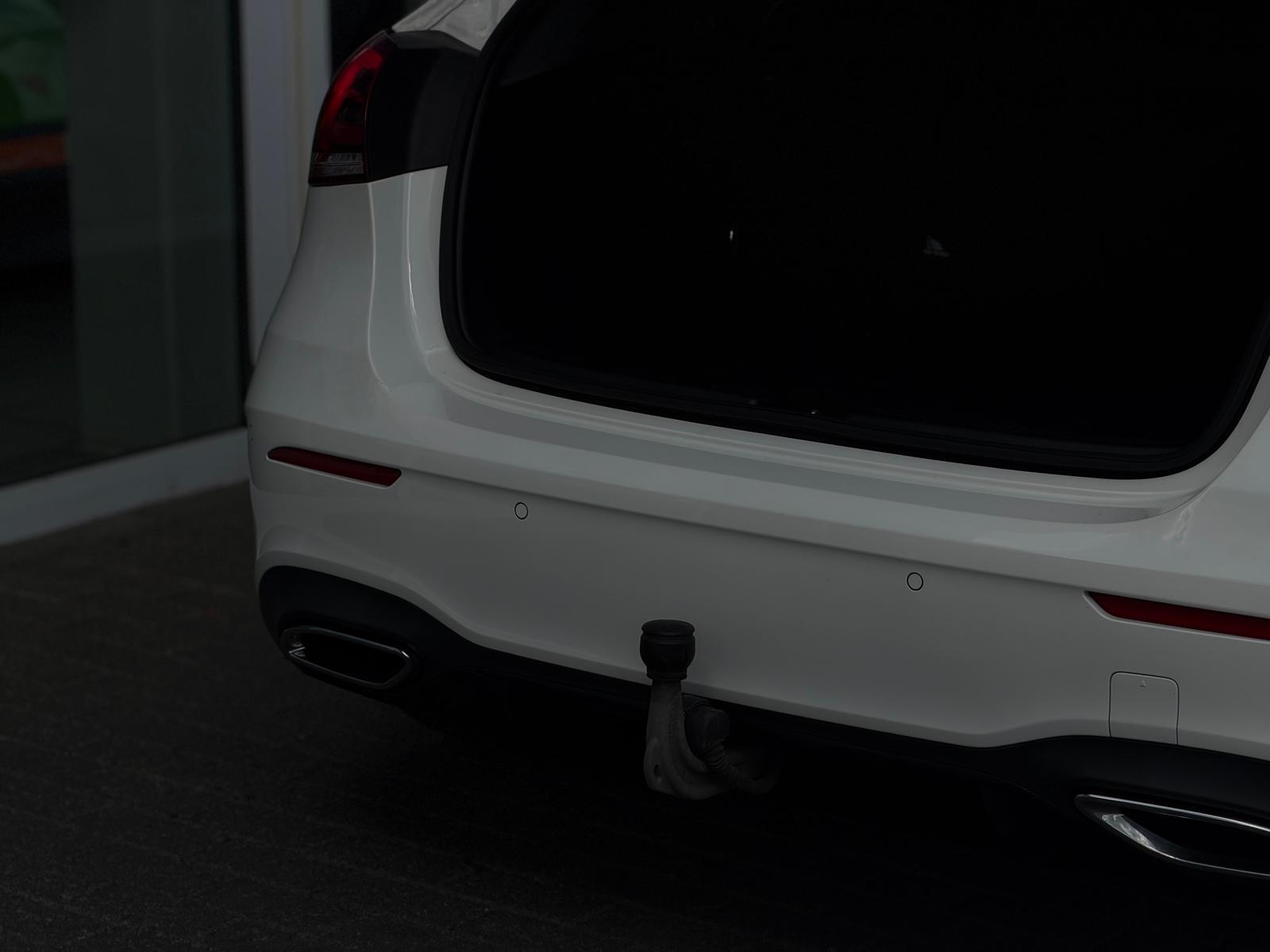 Mercedes-Benz A250*AMG*AHK*Digital*Ambiente*Pano*LED*Alcantara