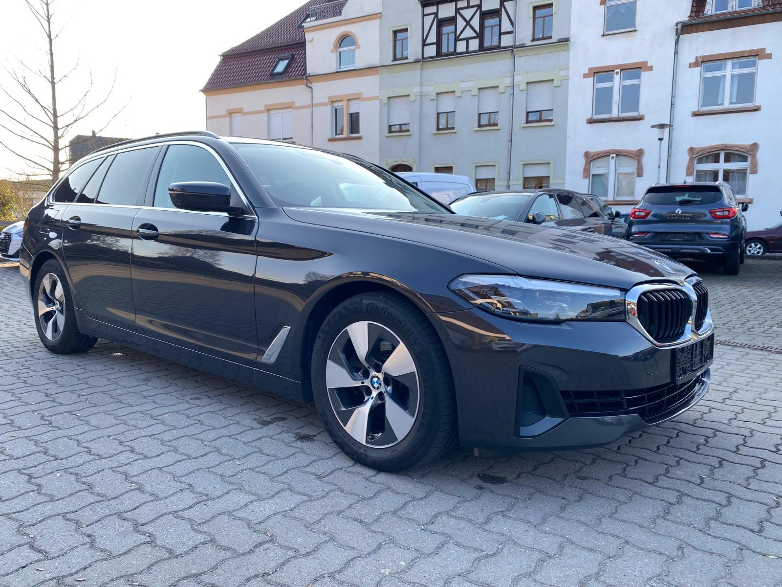 BMW 520d xDrive AHZV / 360 / Leder / 4xSHZ
