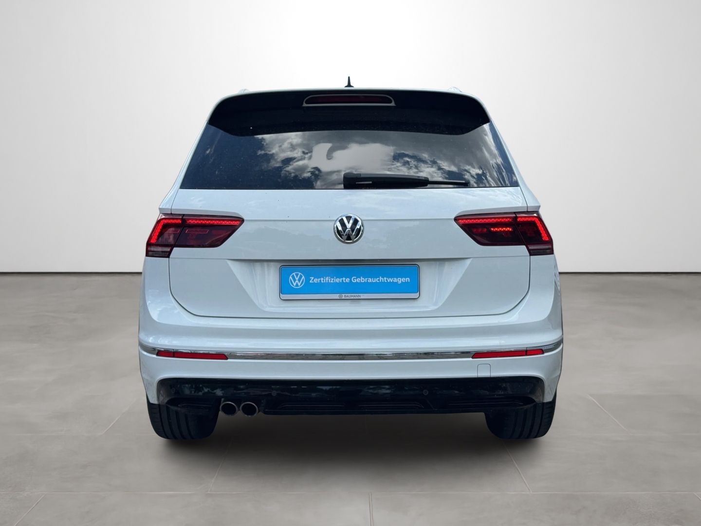Tiguan 2.0 TDI 4MOTION R-LINE *PANO*LED*NAVI*