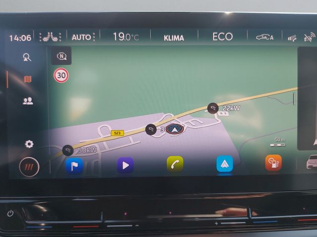Born Navi*Digitales Cockpit*Massagesitze*LED*ACC