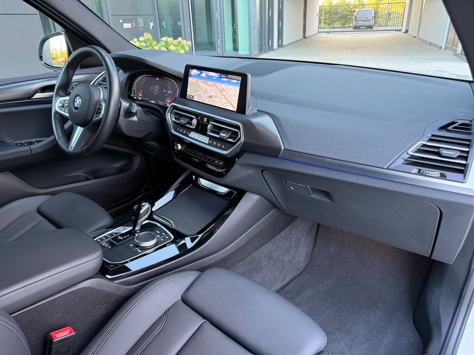 Fahrzeugabbildung BMW X3 20d xD M-SPORT|AHK|KAMERA|GARANTIE BIS 7/2029