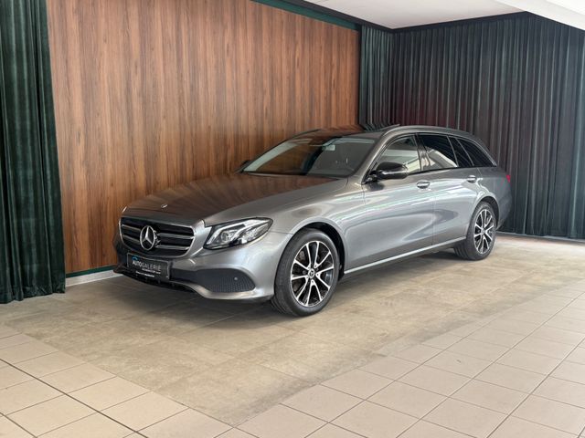 MERCEDES-BENZ E 220d 4Matic°Assist.°Kamera°S-Dach°8Fachbereift