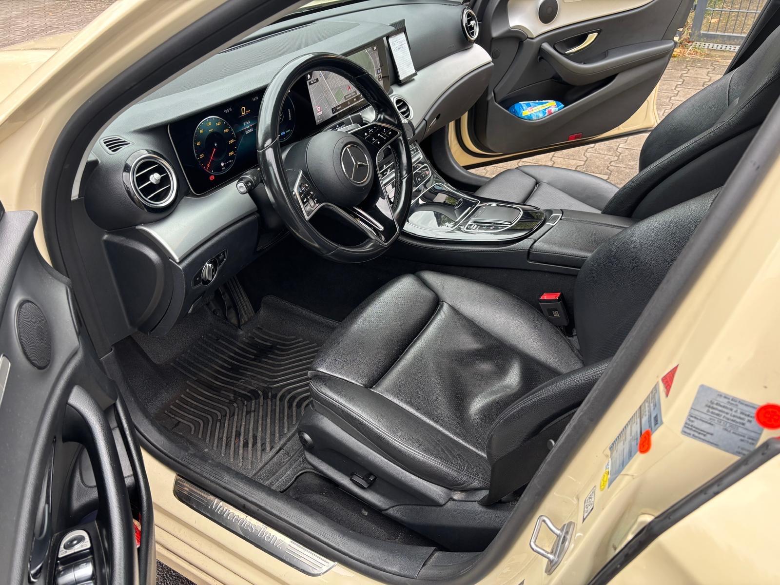 Mercedes-Benz E 220 d Autom. Taxi