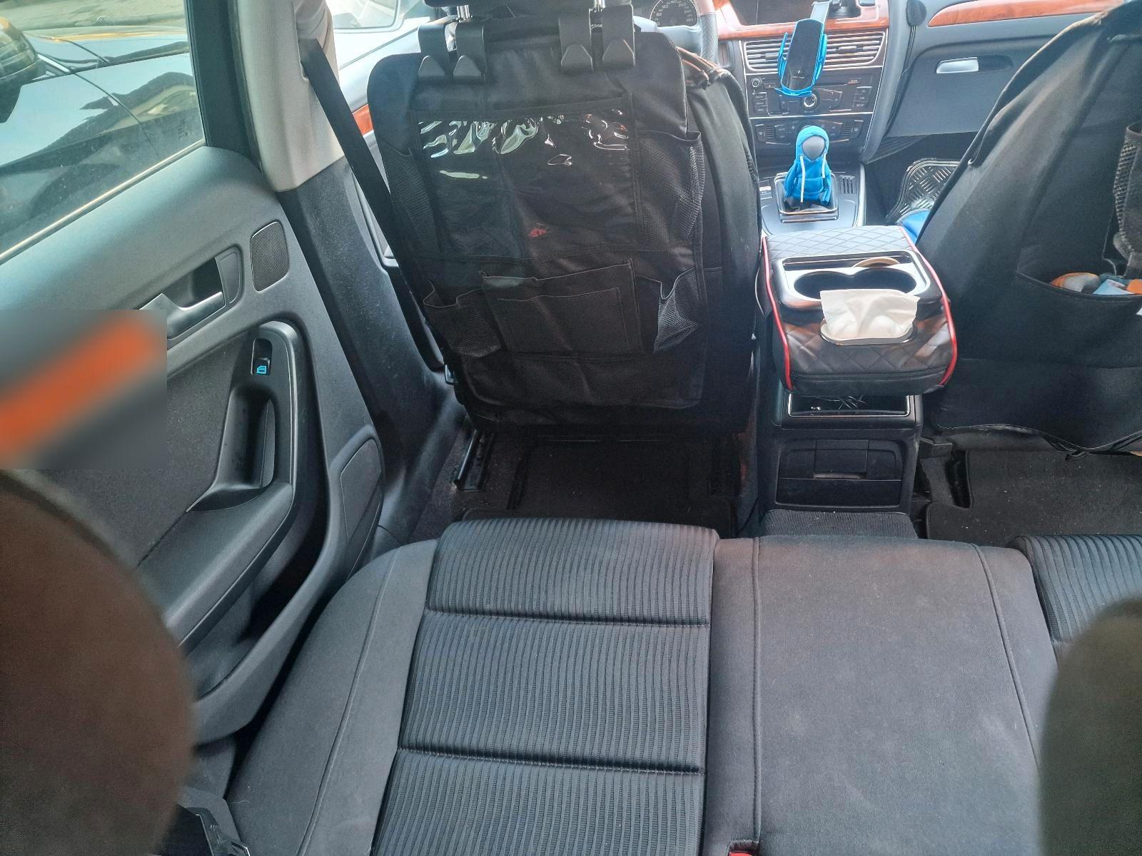 Audi A4 2010 — photo 6