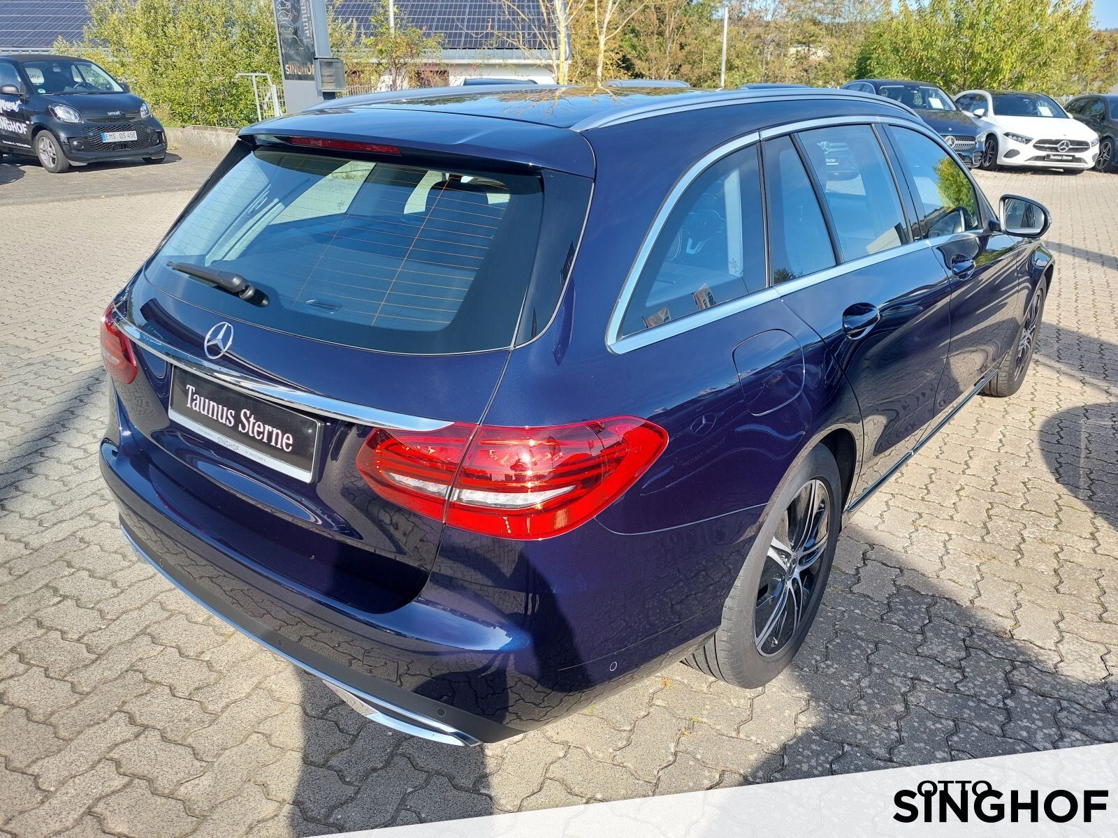 Fahrzeugabbildung Mercedes-Benz C 200 T Avantgarde +dyn.LED+Comand+Rü Kam+Leder+