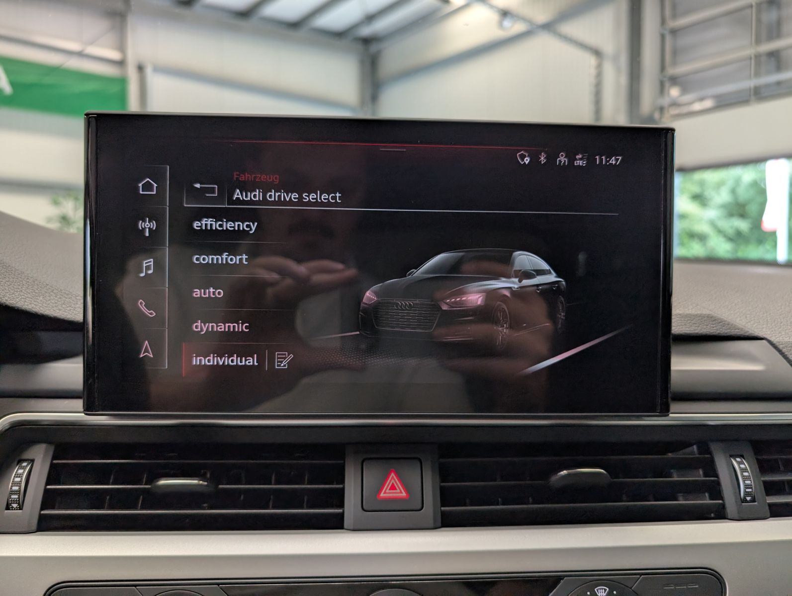 Fahrzeugabbildung Audi A5 40TDI S-tronic LED Sport-Sit SHz PDC Navi AHK