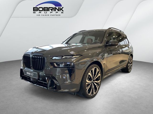 BMW X7 xDrive40d M Sport Pro Soft-Close AHK Pano HK