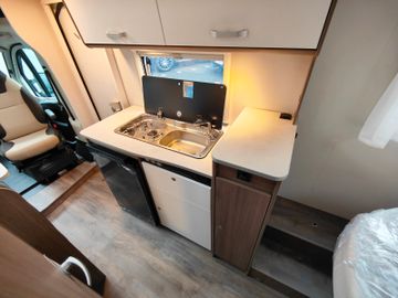 Fahrzeugabbildung Carado V-339 pro  Modell 2024