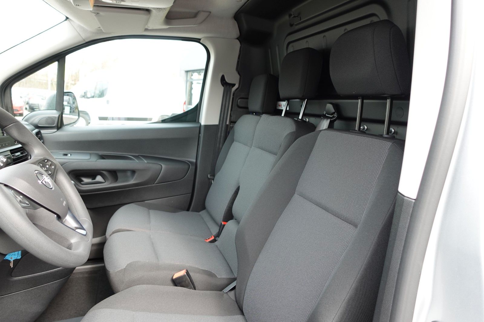 Fahrzeugabbildung Opel Combo Cargo XL Edition 1.5 Diesel 75kW