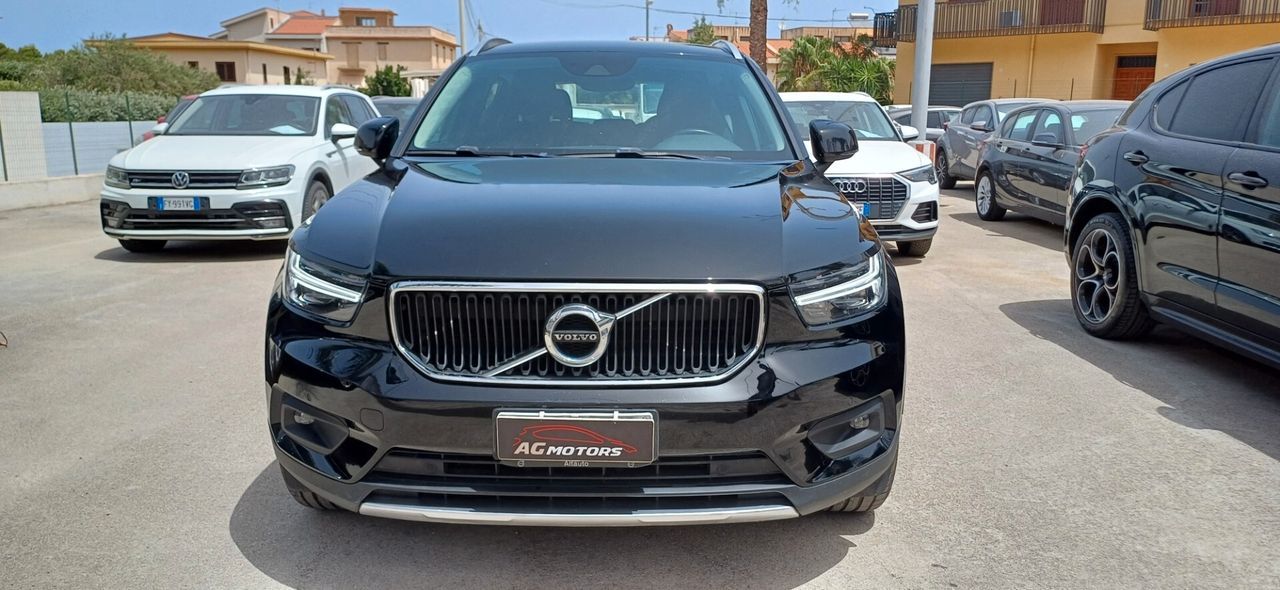 Volvo XC40 D3 Geartronic Momentum Pro imagem 2