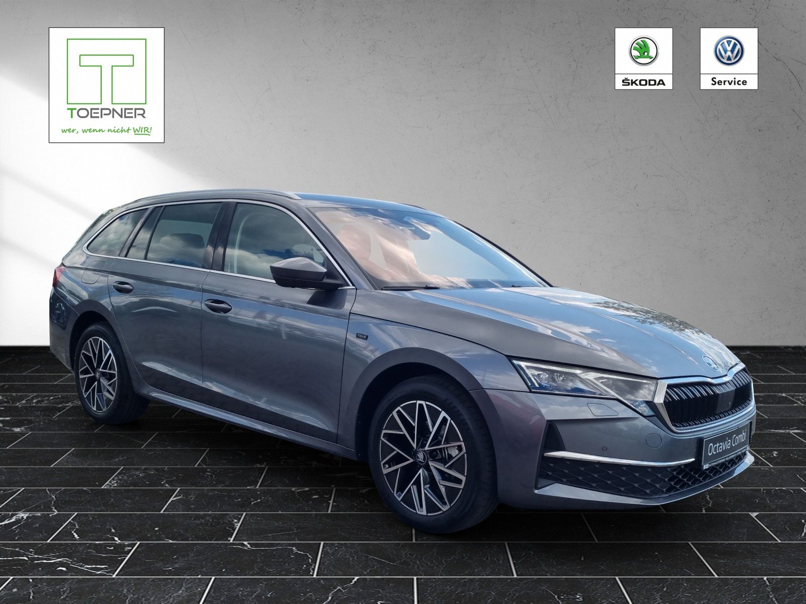 Fahrzeugabbildung SKODA Octavia Combi Tour 2.0 TDI AHK Licht&Sicht+ Win+