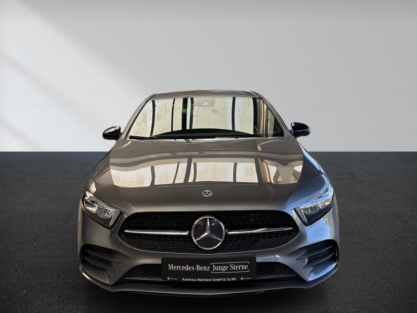 Mercedes-Benz A 250 e AMG+Night+Sound+Ambi+LED+Kamera+CarPlay+