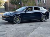 Porsche Cayenne E-Hybrid Coupe Platinum Edition SPORTABG - Porsche Cayenne Coupe-S-Platinum-Edition