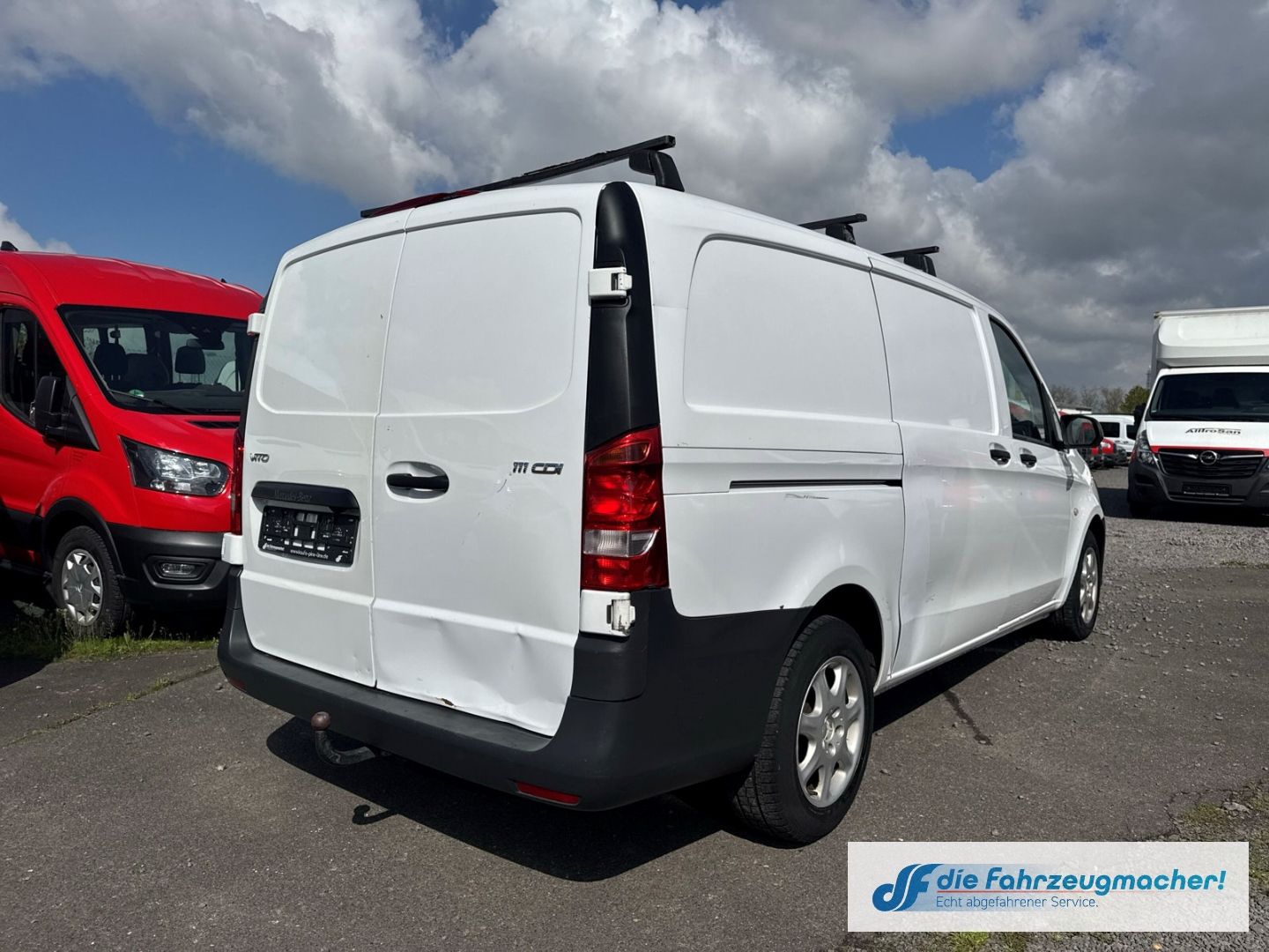 Fahrzeugabbildung Mercedes-Benz Vito Kasten 111 CDI FWD lang Rückfahrkam.*EXPORT