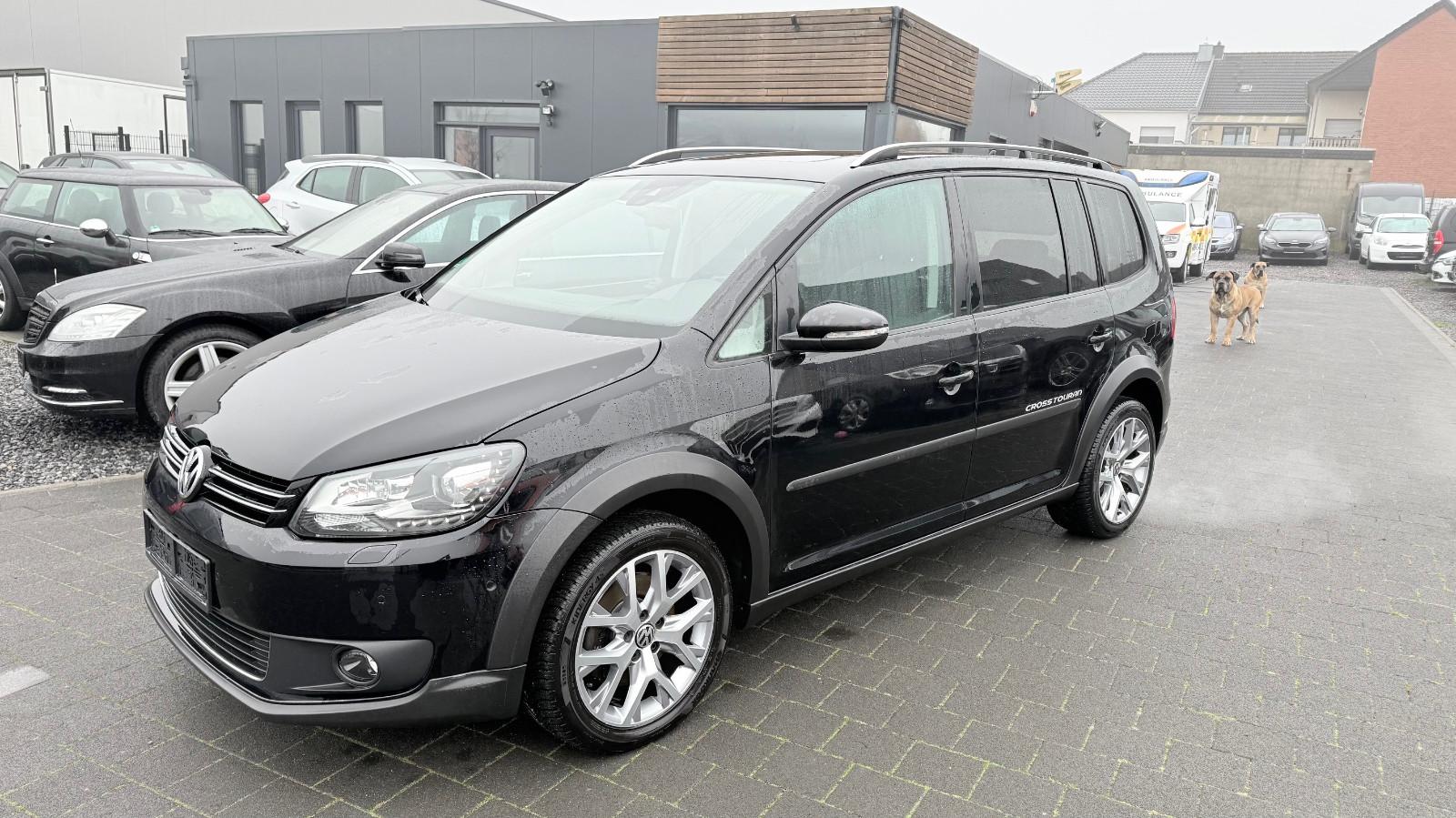 Volkswagen Touran Cross | 7 Sitzer | Pano | Webasto