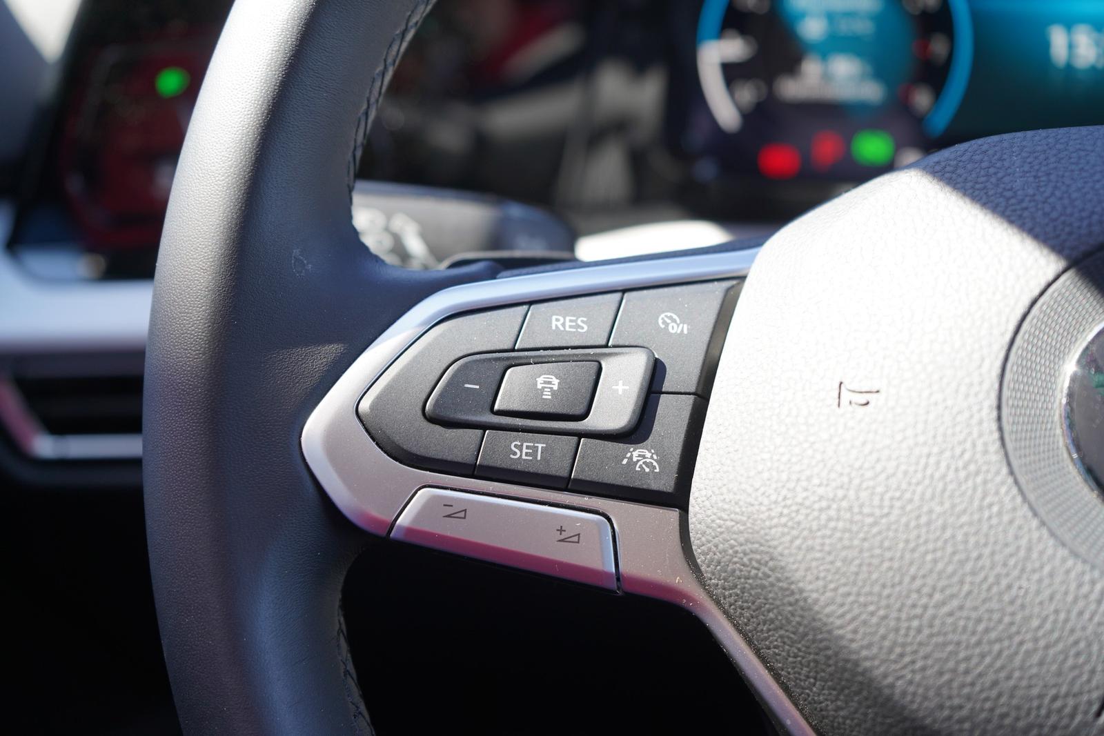 Volkswagen Golf VIII Variant Life eTSI LED Navi App-Connect, миниатюра 20