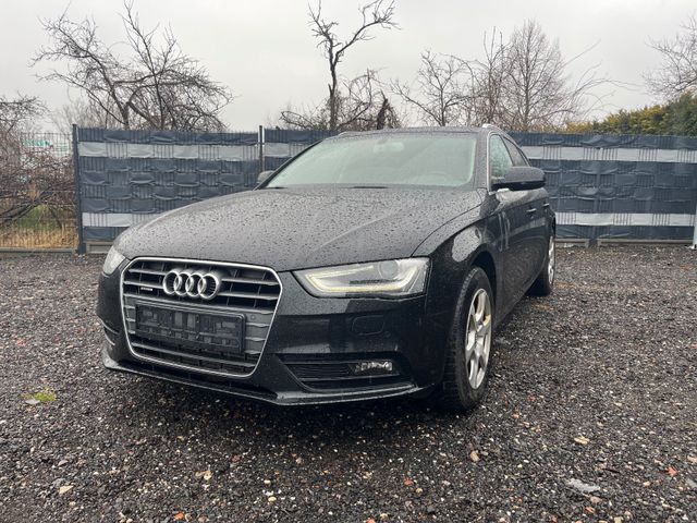 Audi A4 Ambition quattro/LED/ALCANTARA/S TRONIC/177PS