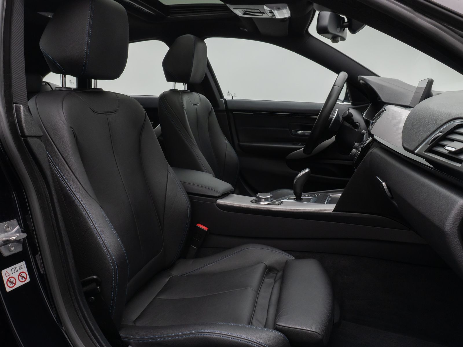 Fahrzeugabbildung BMW 430 Gran Coupé M Sport Glasdach Kamera HUD HiFi