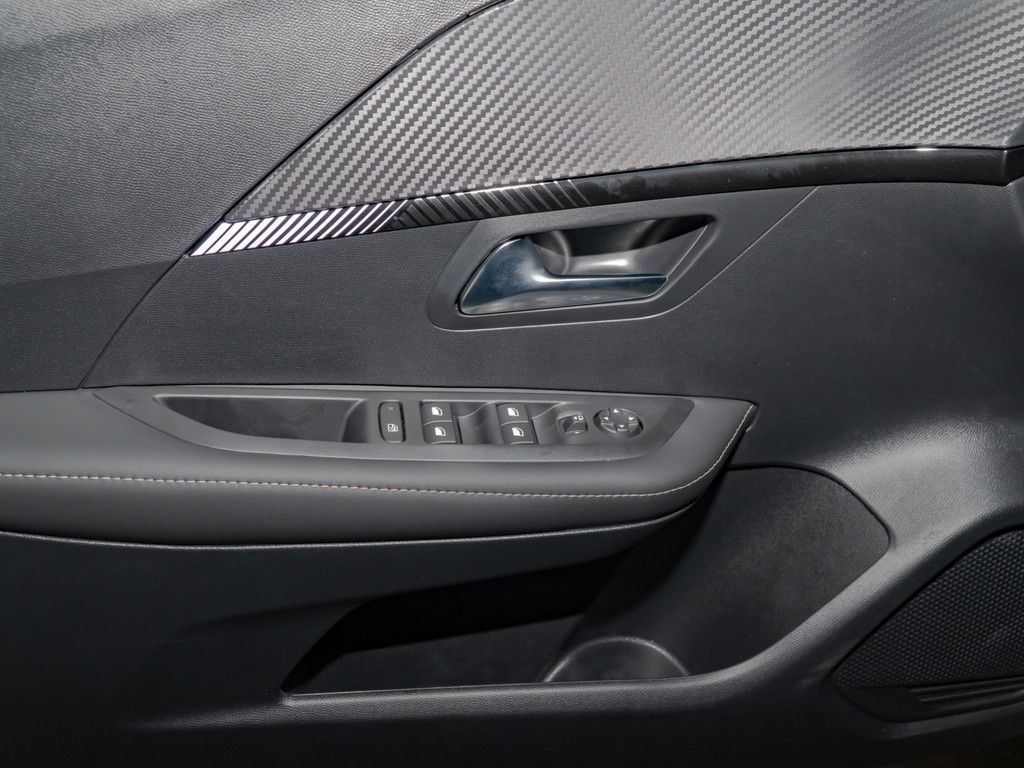 Peugeot 208 - Bild 8